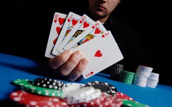 Vegas Slots کیسینو میں بکراٹکھیلیں
